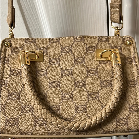 Bebe Tan and Gold Crossbody Bag with Chic Design - Picture 7 of 7